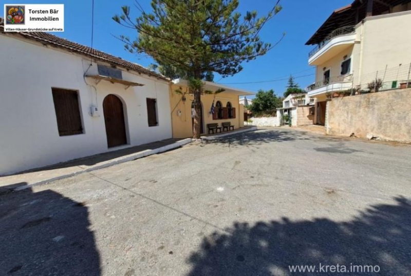 Kefalas Kreta, Kefalas, 3 renovierungsbedürftige Gebäude mit Blick auf die Weißen Berge. Haus kaufen